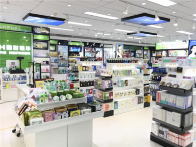 轻松经营好项目 加盟精妆联华化妆品，助力成功拓展服装服饰零售